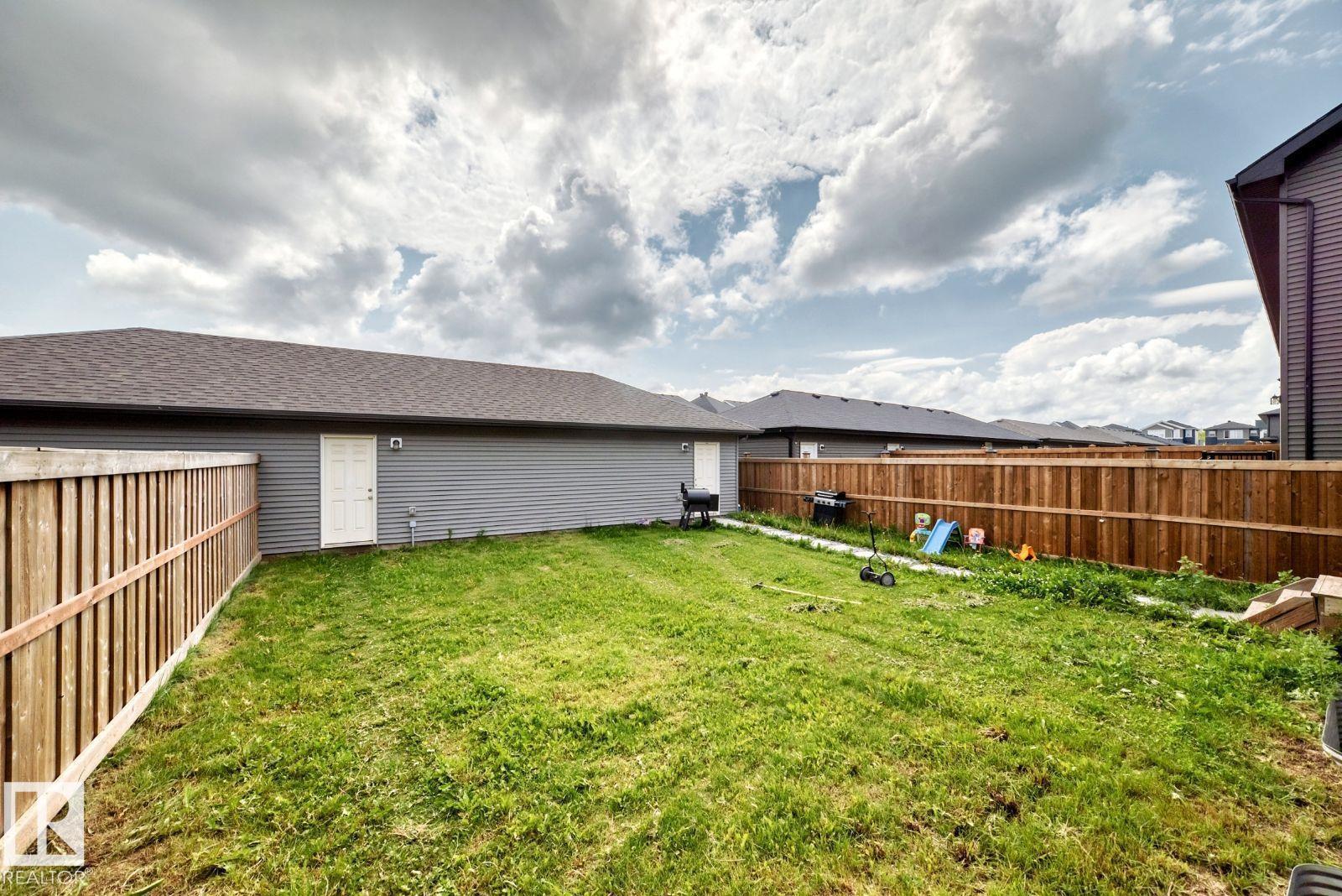 1261 Rosenthal Bv NW, Edmonton, Alberta  T5T 7N6 - Photo 40 - E4500134