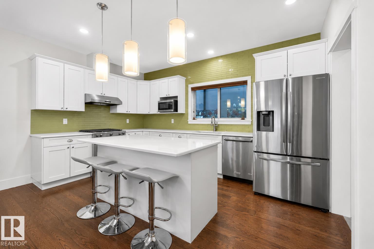 12620 106 AV NW