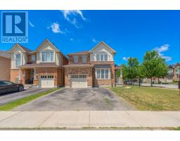 30 APPLE VALLEY WAY DRIVE, Brampton, Ontario