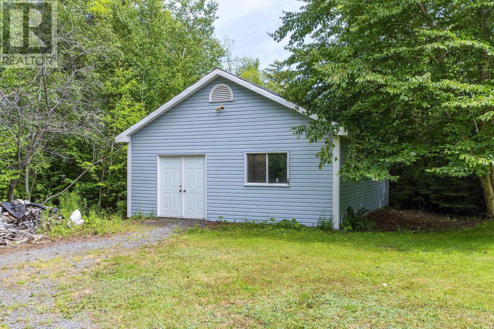 46 Blue Mountain Road, Hammonds Plains, Nova Scotia  B4B 1L1 - Photo 43 - 202618356