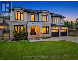 390 SANDHURST DRIVE, Oakville, Ontario