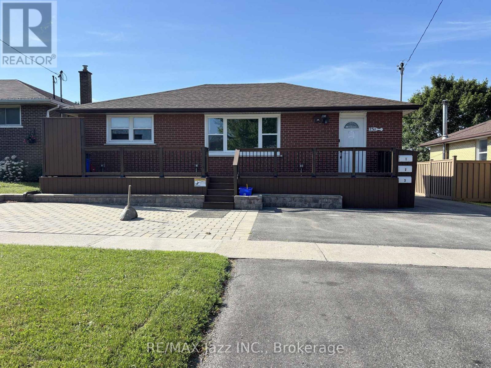 UNIT 1 - 751 PHILLIP MURRAY AVENUE, Oshawa, Ontario