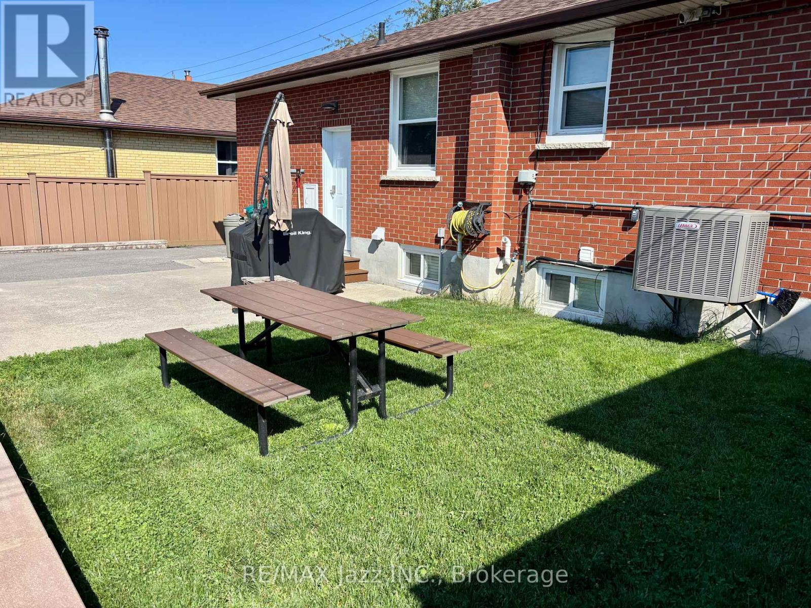 UNIT 2 - 751 PHILLIP MURRAY AVENUE, Oshawa, Ontario