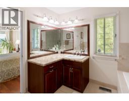 740 Royal Pine Drive, Kelowna, British Columbia  V1Y 9G2 - Photo 9 - 10381761