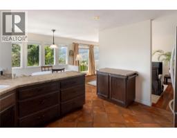 740 Royal Pine Drive, Kelowna, British Columbia  V1Y 9G2 - Photo 14 - 10381761