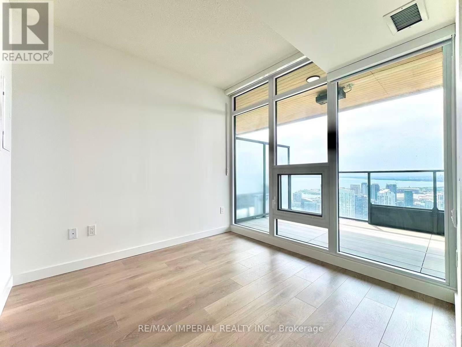 5701 - 3 Concord Cityplace Way, Toronto, Ontario  M5V 0X4 - Photo 7 - C13594670
