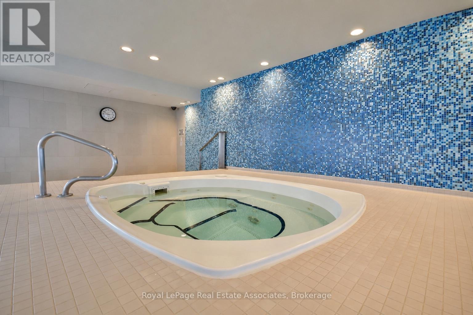4211 - 65 Bremner Boulevard, Toronto, Ontario  M5J 0A7 - Photo 12 - C13594678