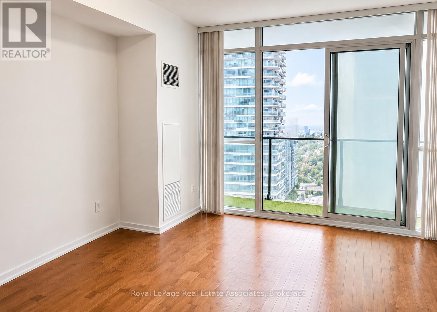 4211 - 65 Bremner Boulevard, Toronto, Ontario  M5J 0A7 - Photo 5 - C13594678