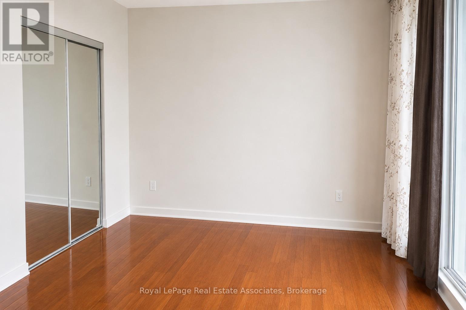 4211 - 65 Bremner Boulevard, Toronto, Ontario  M5J 0A7 - Photo 7 - C13594678