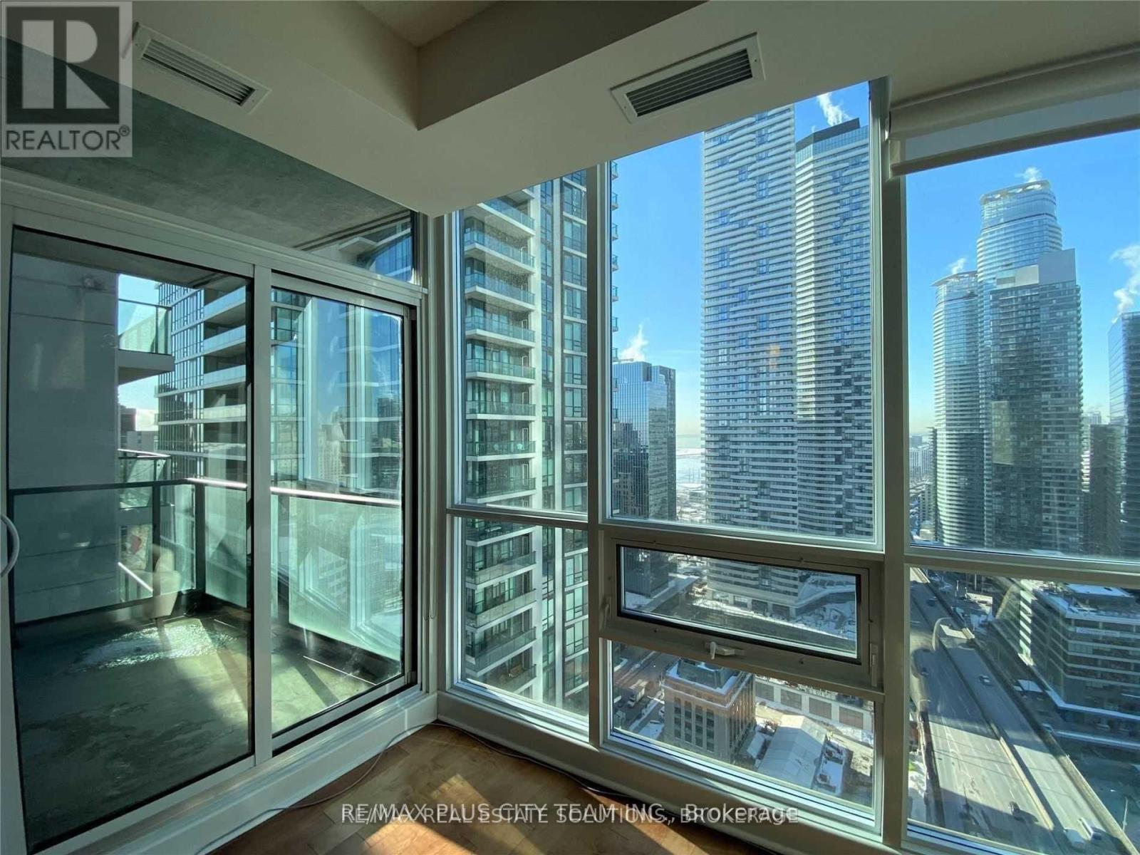 3301 - 18 Harbour Street, Toronto, Ontario  M5J 2Z6 - Photo 12 - C13594690