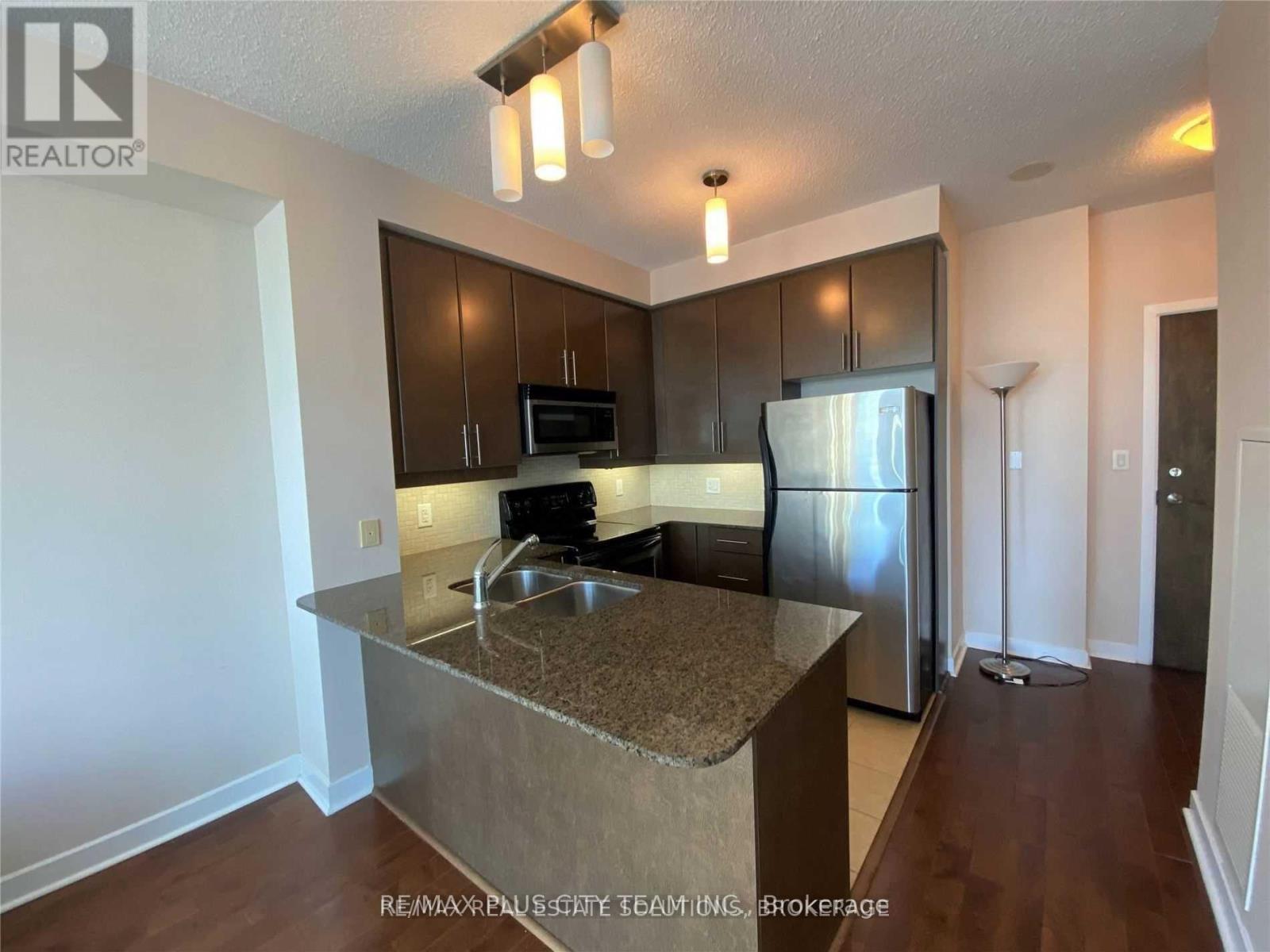 3301 - 18 Harbour Street, Toronto, Ontario  M5J 2Z6 - Photo 2 - C13594690