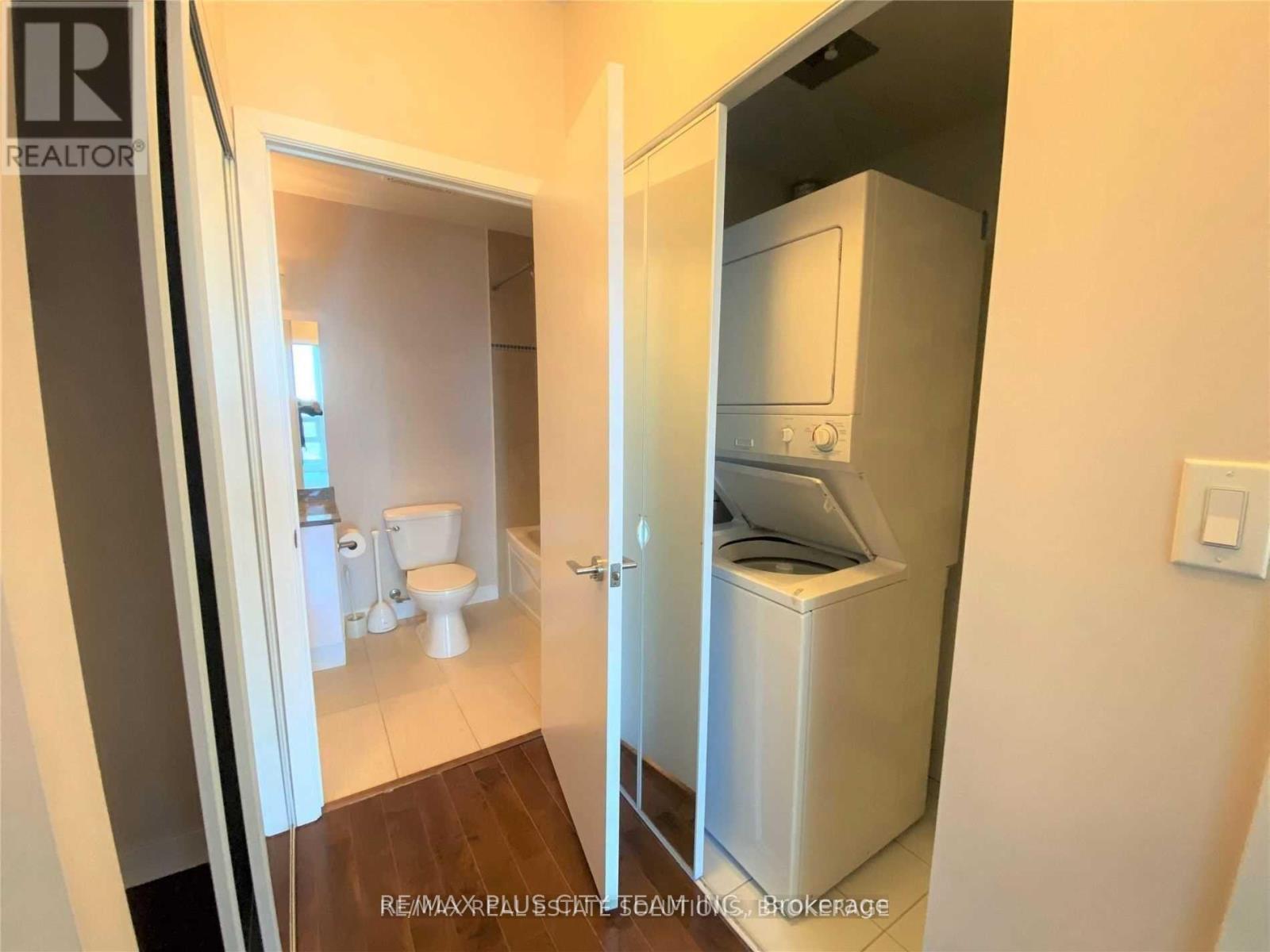 3301 - 18 Harbour Street, Toronto, Ontario  M5J 2Z6 - Photo 9 - C13594690