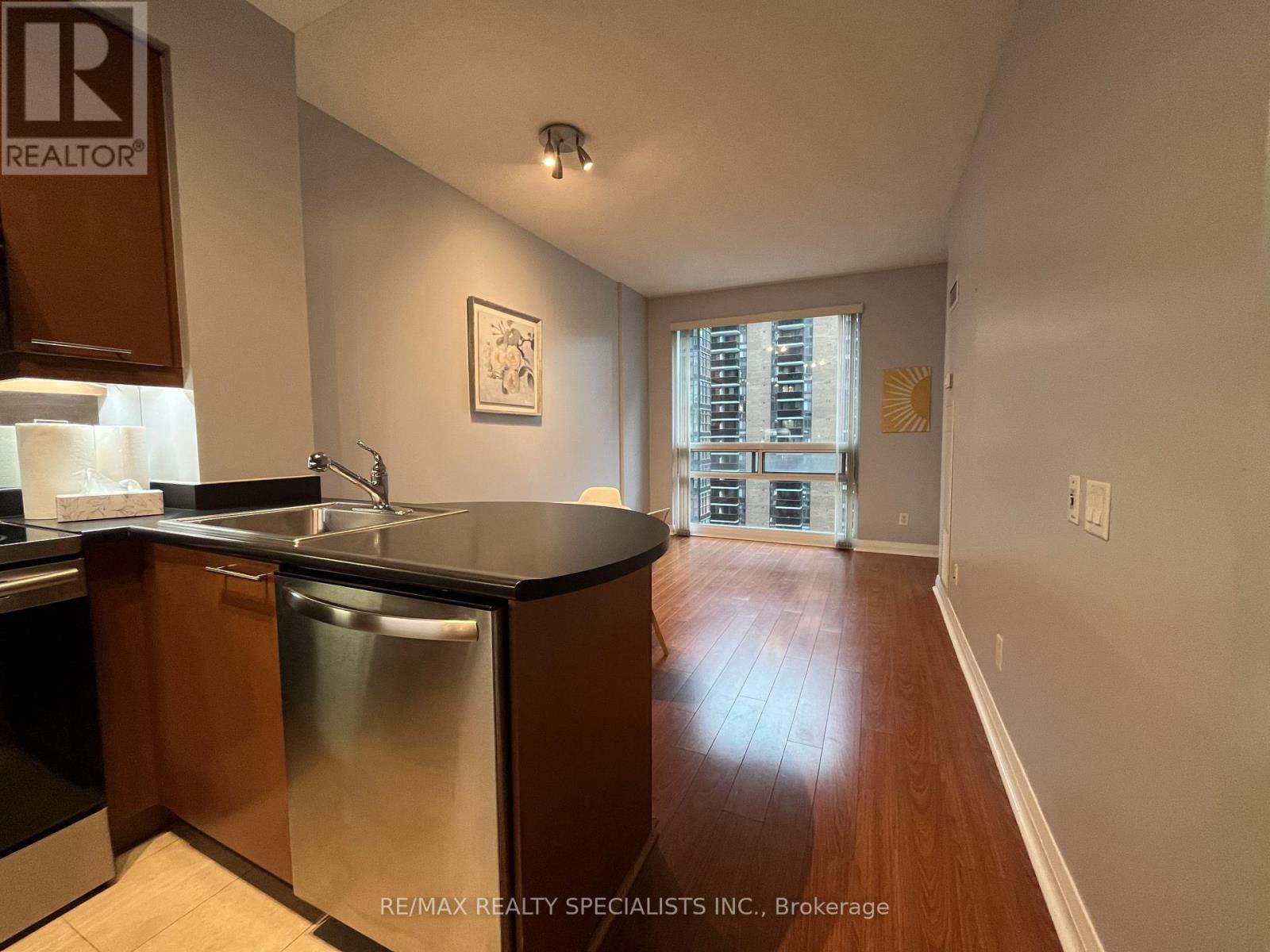 703 - 1121 Bay Street, Toronto, Ontario  M5S 3L9 - Photo 5 - C13594722