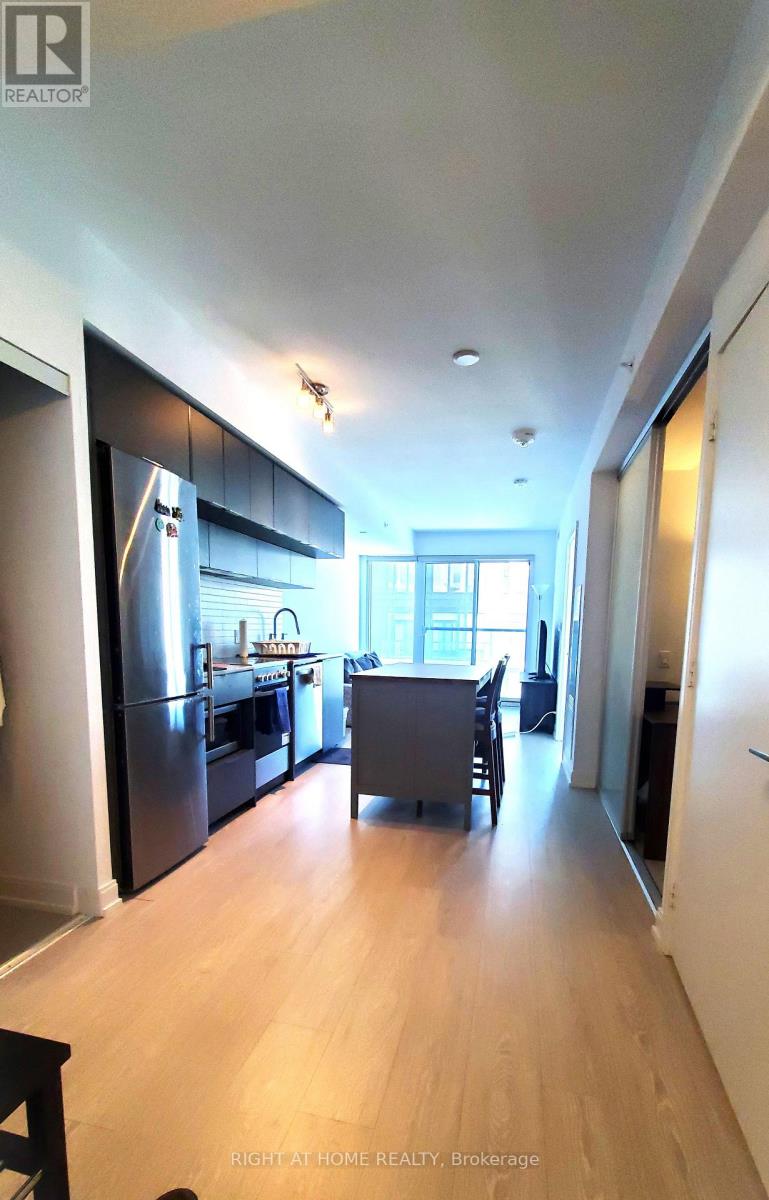 2002 - 181 Dundas Street, Toronto, Ontario  M5A 0N5 - Photo 4 - C13594740