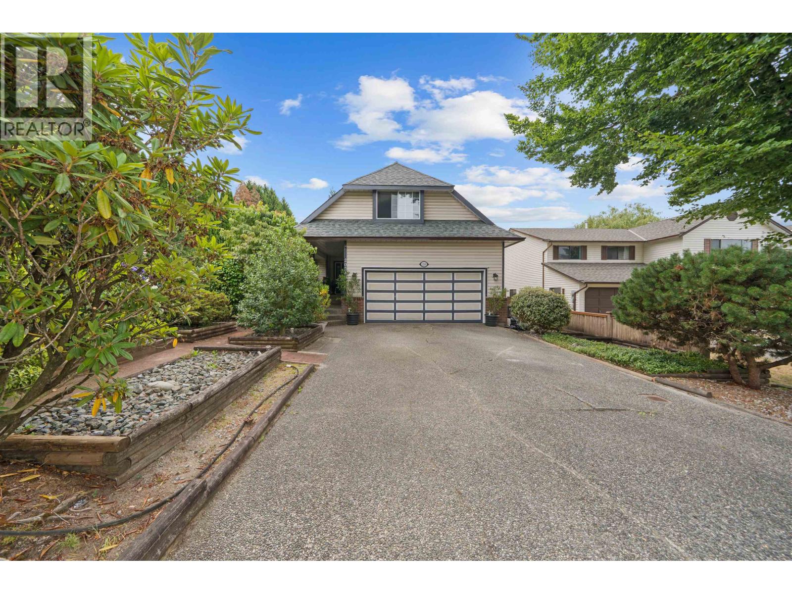 20240 121 AVENUE, Maple Ridge, British Columbia