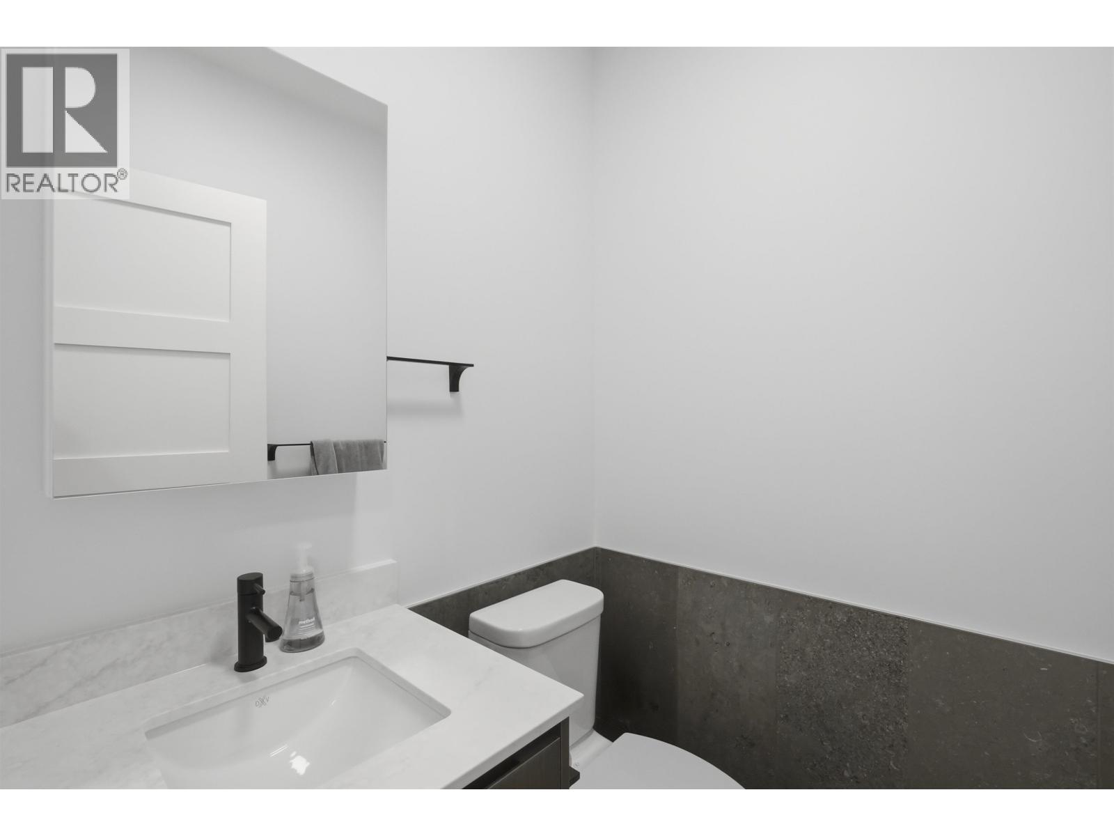 173 66a Street, Delta, British Columbia  V4L 1M6 - Photo 11 - R3149030