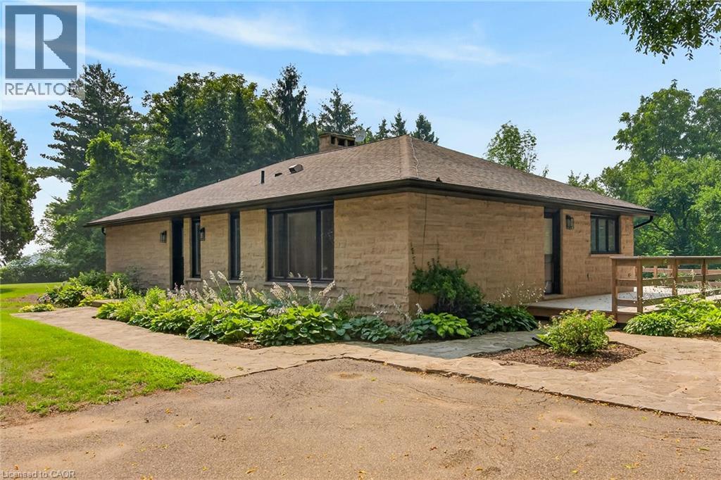 1376 Mineral Springs Road, Ancaster, Ontario  L9H 5E3 - Photo 3 - 40850249