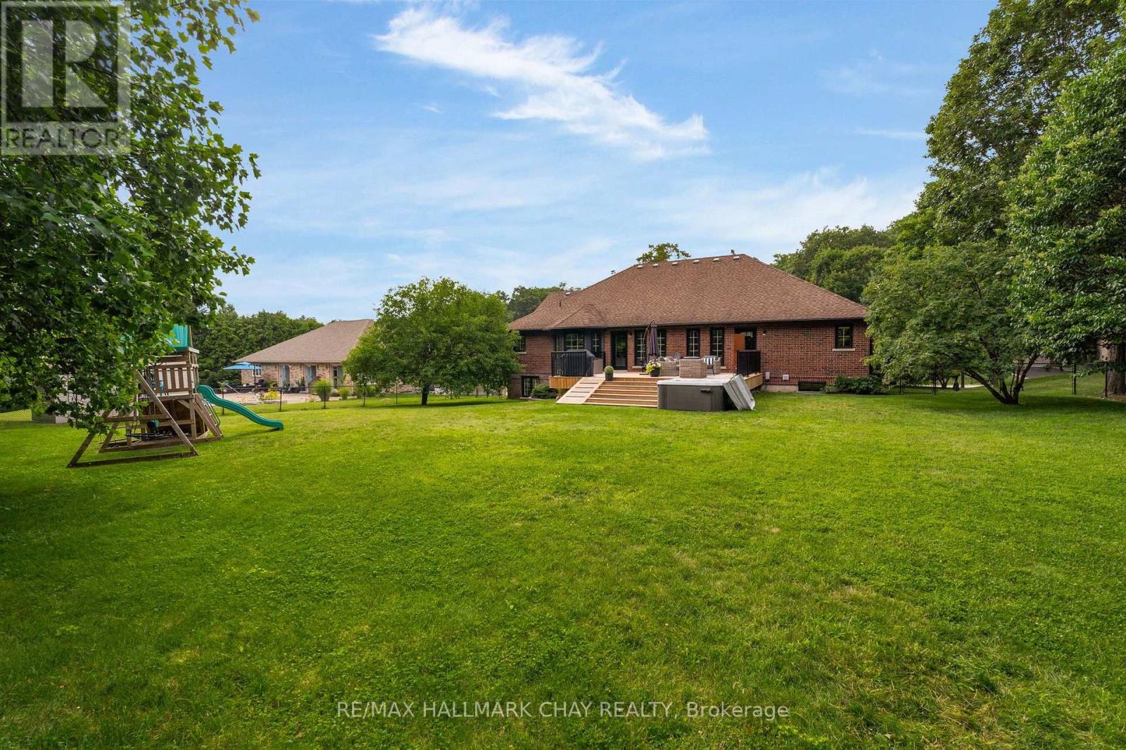 32 Forest Hill Drive, Springwater (Midhurst), Ontario  L0L 1X0 - Photo 35 - S13594742