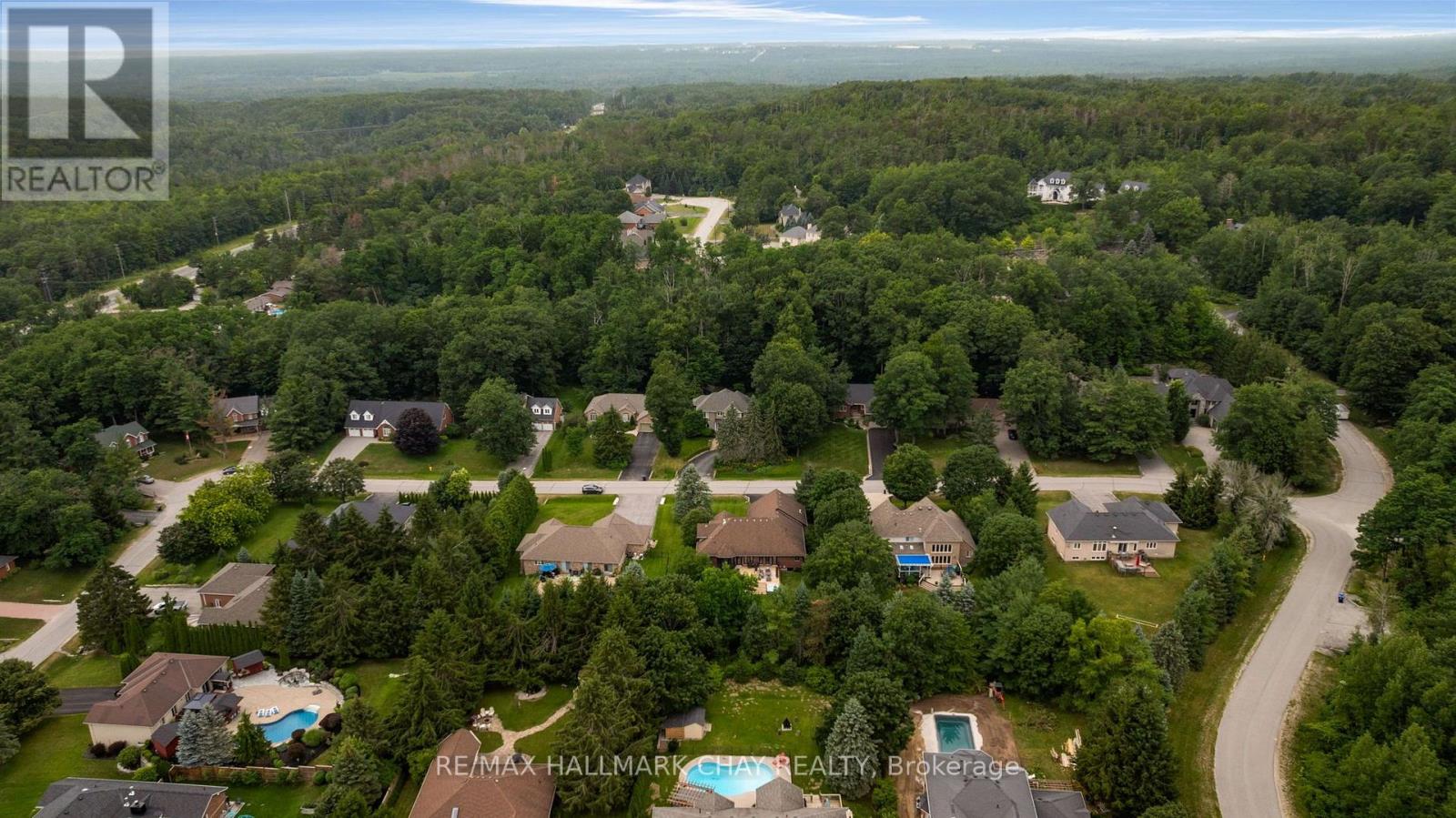 32 Forest Hill Drive, Springwater (Midhurst), Ontario  L0L 1X0 - Photo 41 - S13594742