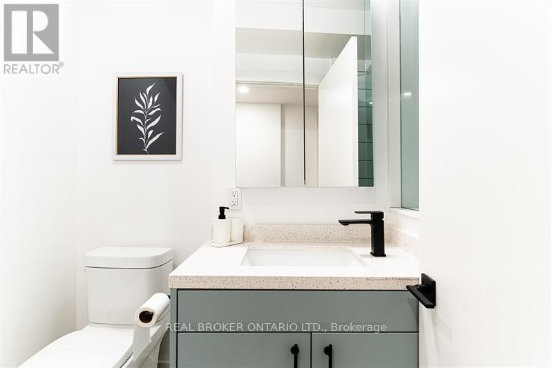 Main - 278 Campbell Avenue, Toronto, Ontario  M6P 3V6 - Photo 16 - W13594680