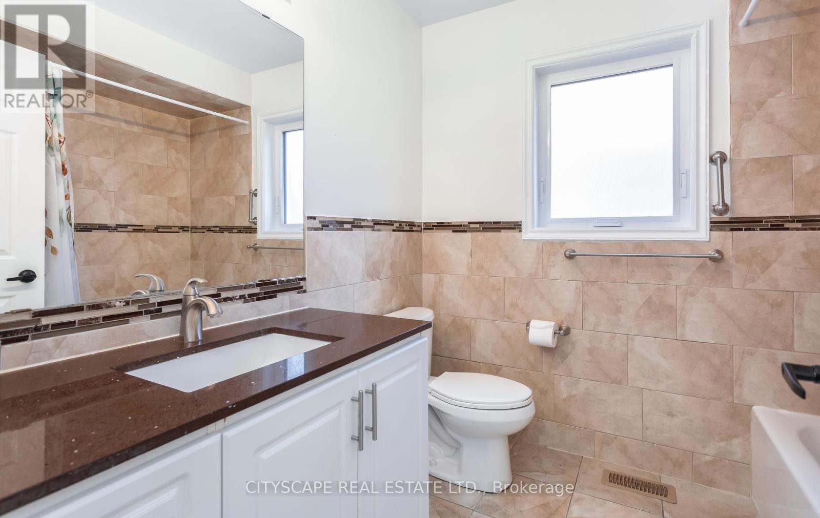 5685 Topaz Place, Mississauga, Ontario  L5M 7B8 - Photo 38 - W13594724