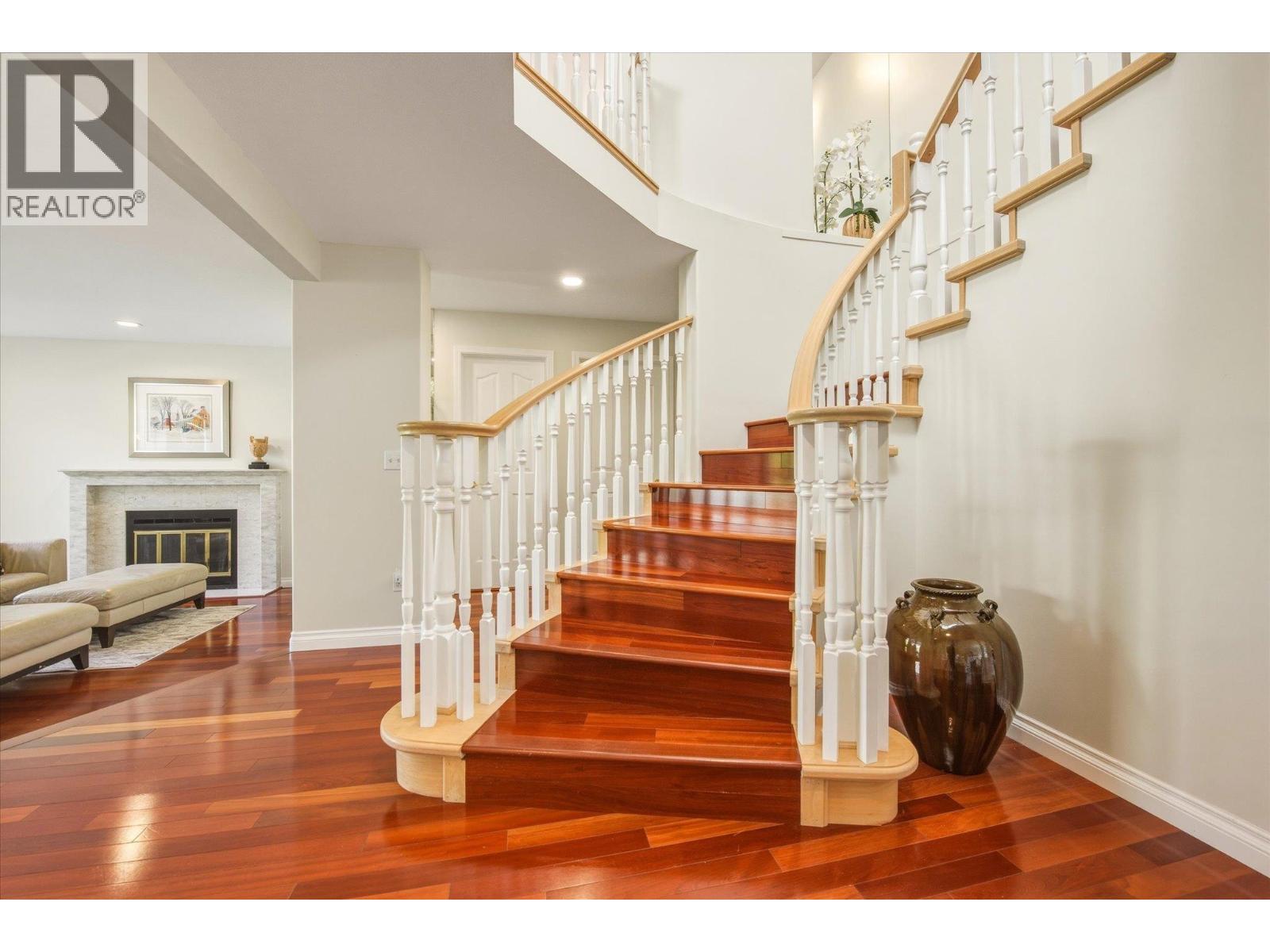 102 Aspenwood Drive, Port Moody, British Columbia  V3H 4V6 - Photo 5 - R3148934