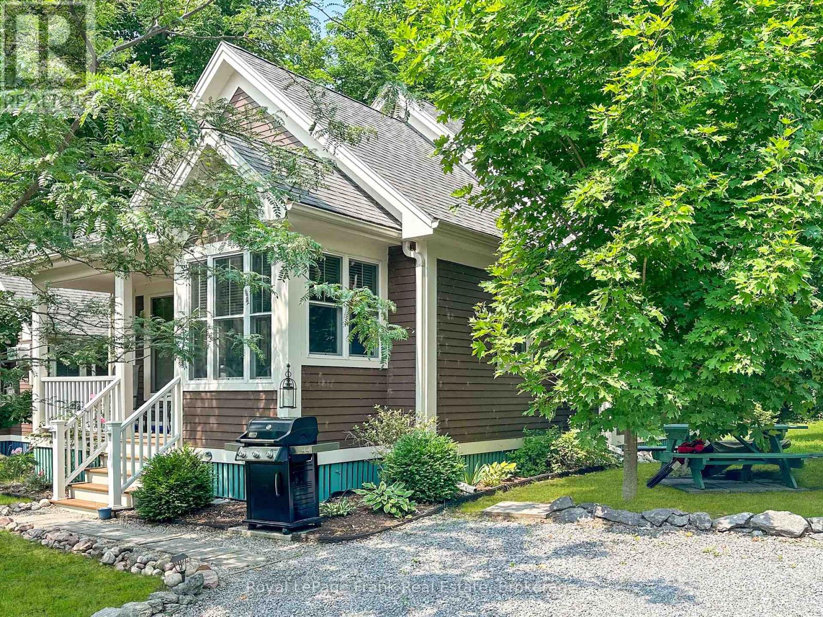 182 - 3 Farm View Lane, Prince Edward County, Ontario  K0K 1P0 - Photo 2 - X12973694