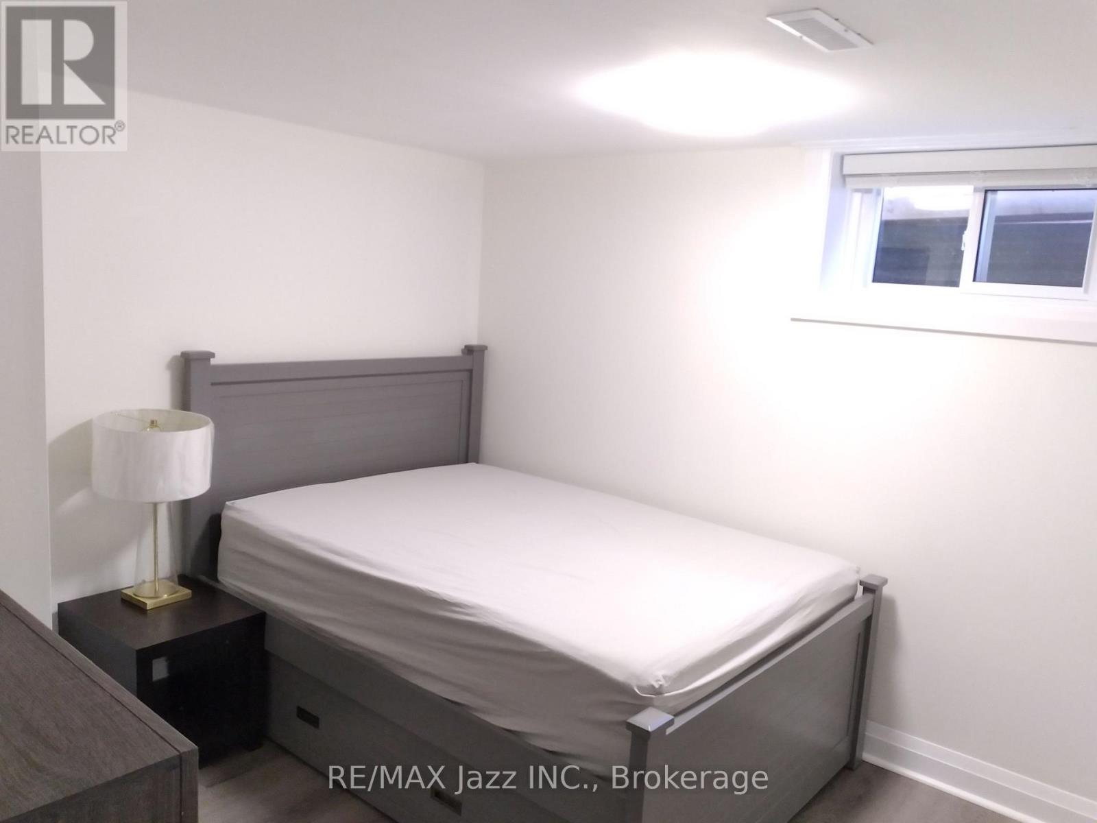 Unit 2 - 751 Phillip Murray Avenue, Oshawa, Ontario  L1J 1J2 - Photo 14 - E13594732