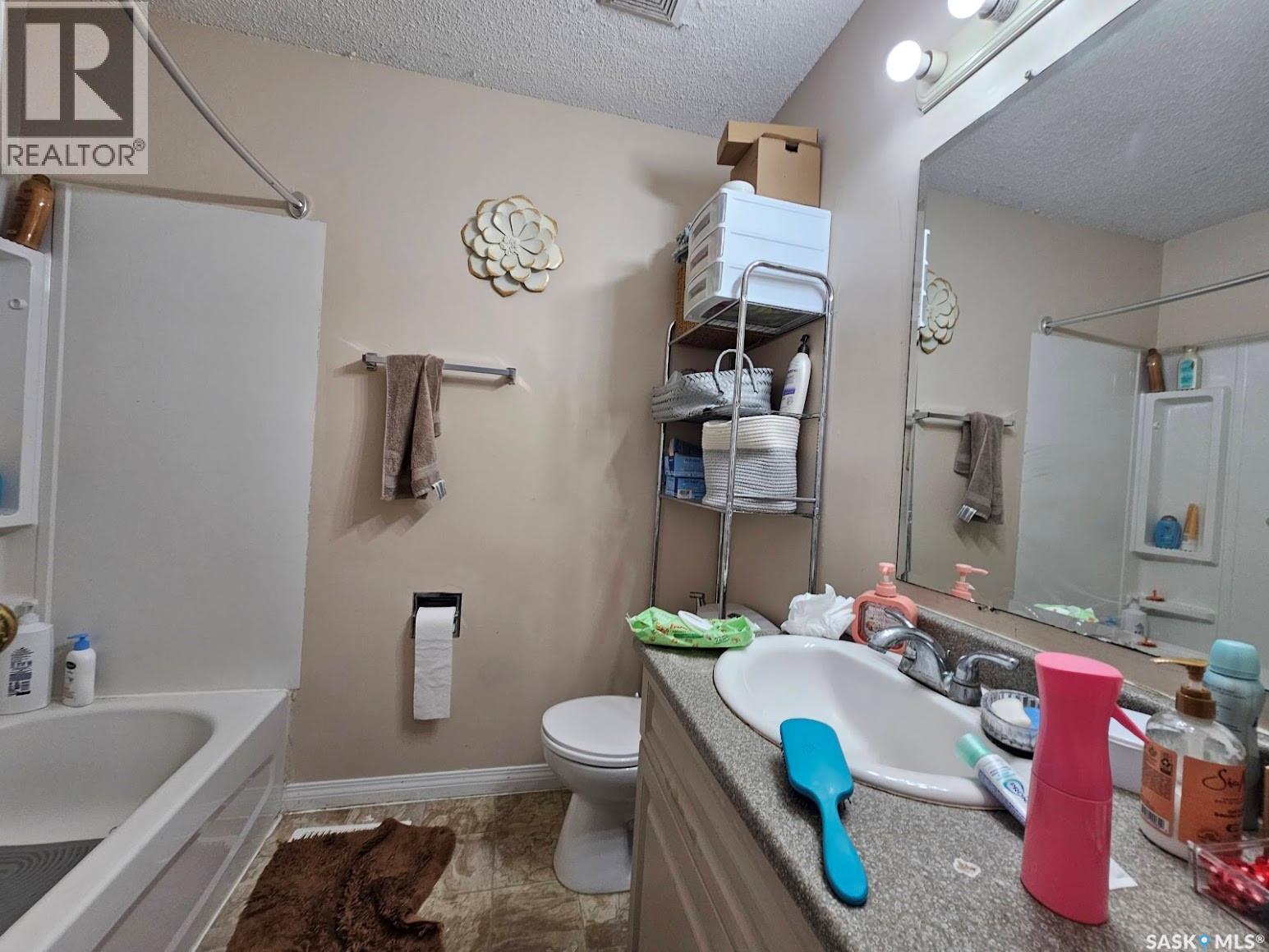 8998 Panton Avenue, North Battleford, Saskatchewan  S9A 3J9 - Photo 15 - SK043410