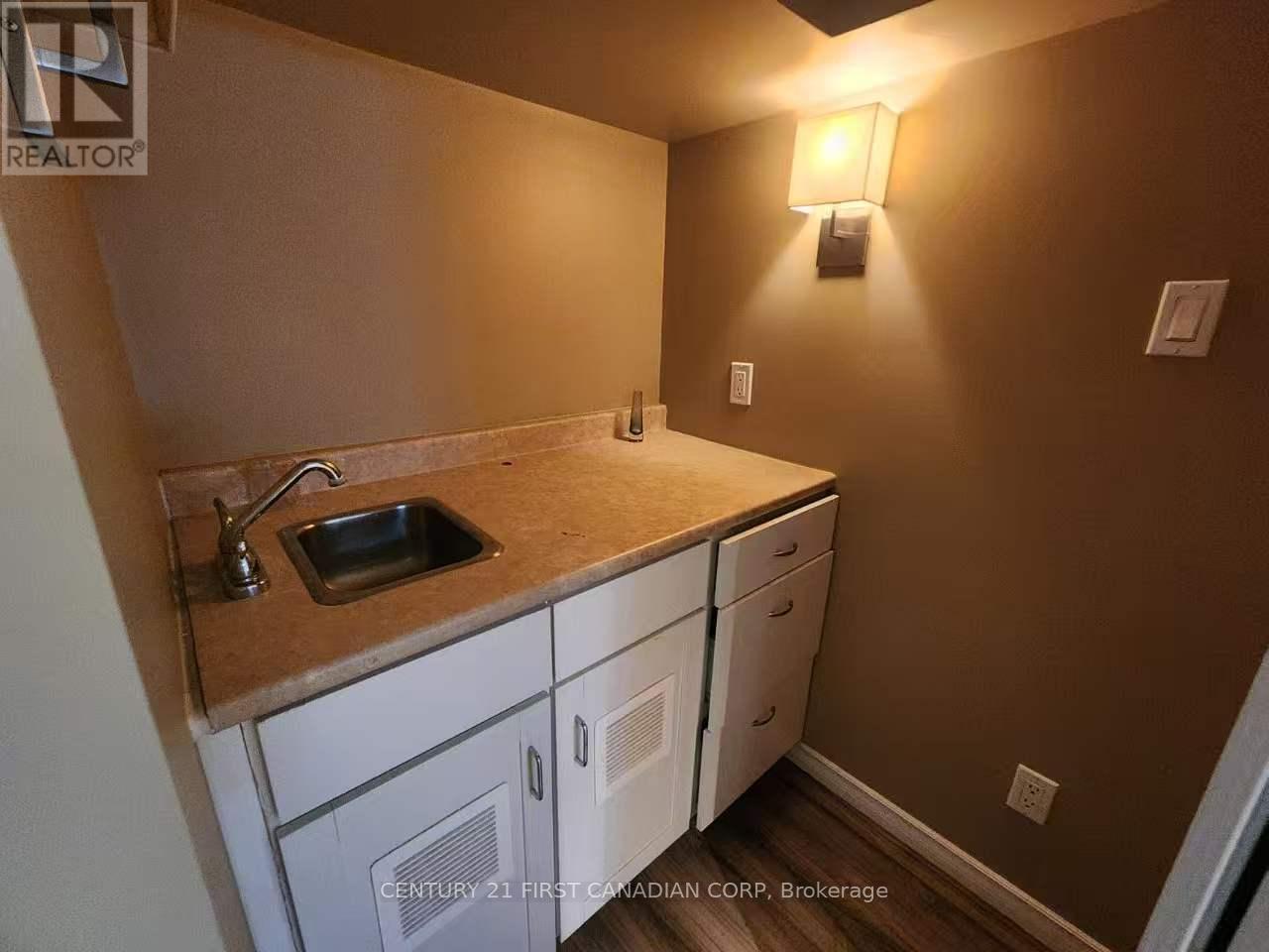 Main Level - 281 Oxford Street E, London East, Ontario  N6A 1V3 - Photo 20 - X13447984