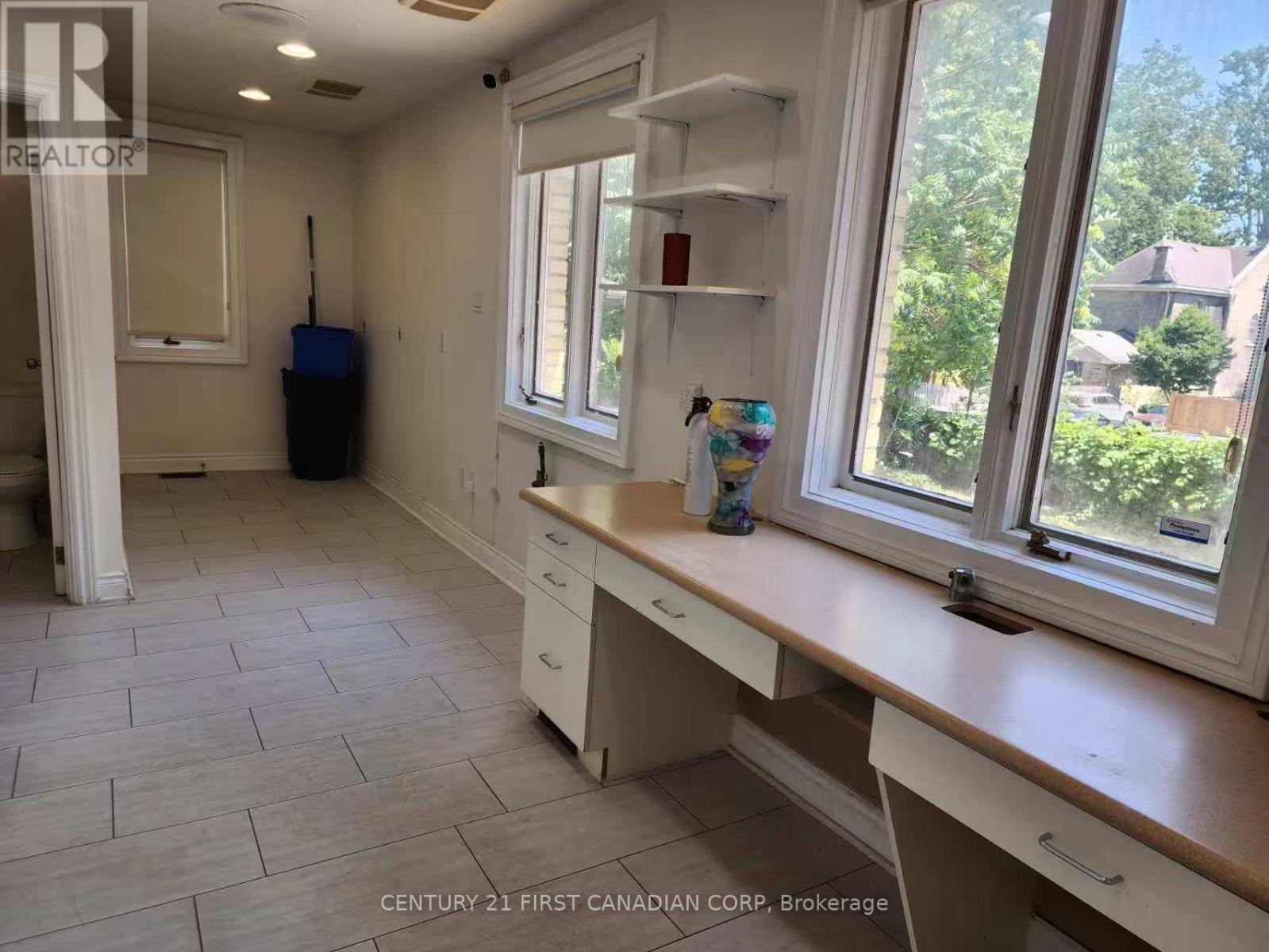 Main Level - 281 Oxford Street E, London East, Ontario  N6A 1V3 - Photo 16 - X13447984