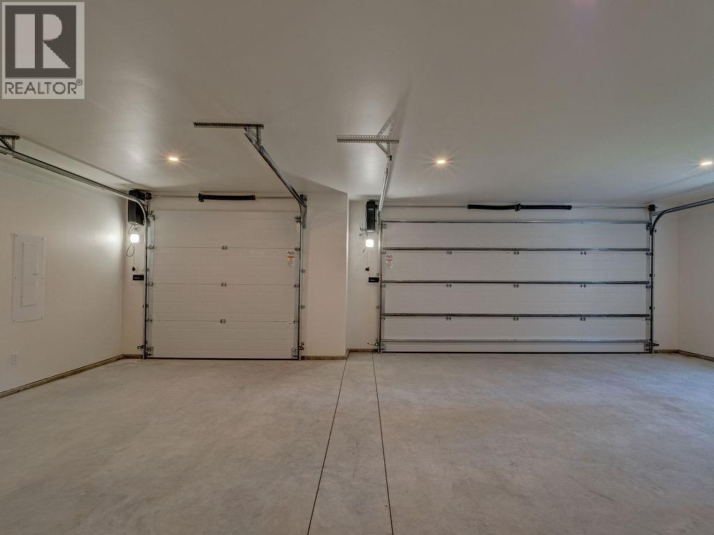 414 Solaz Place, Gibsons, British Columbia  V0N 1V5 - Photo 29 - R3131535