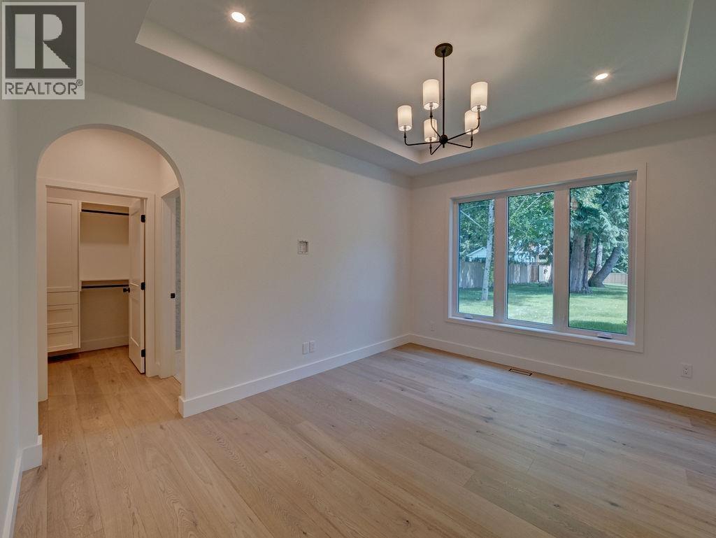 414 Solaz Place, Gibsons, British Columbia  V0N 1V5 - Photo 19 - R3131535