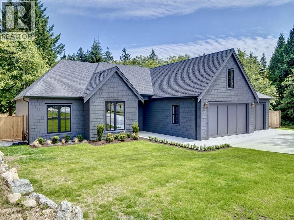 414 Solaz Place, Gibsons, British Columbia  V0N 1V5 - Photo 3 - R3131535
