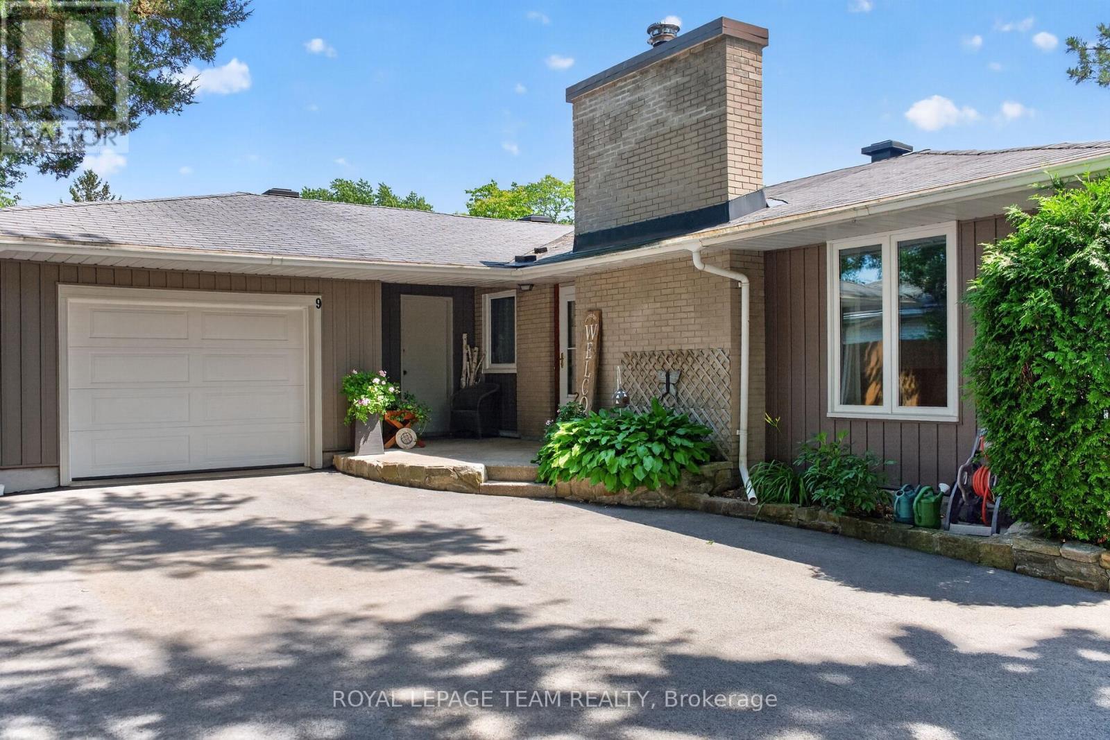 9 Laurentide Road, Ottawa, Ontario  K2H 6T6 - Photo 3 - X13594978