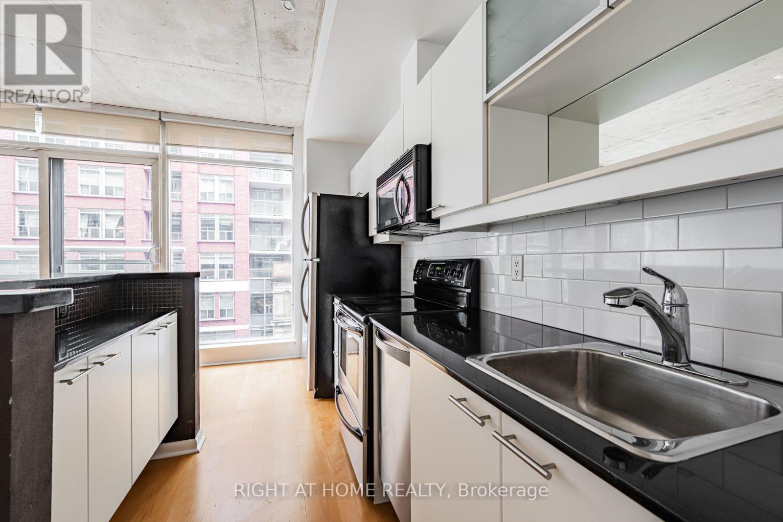 418 - 333 Adelaide Street E, Toronto, Ontario  M5A 4T5 - Photo 11 - C13594822