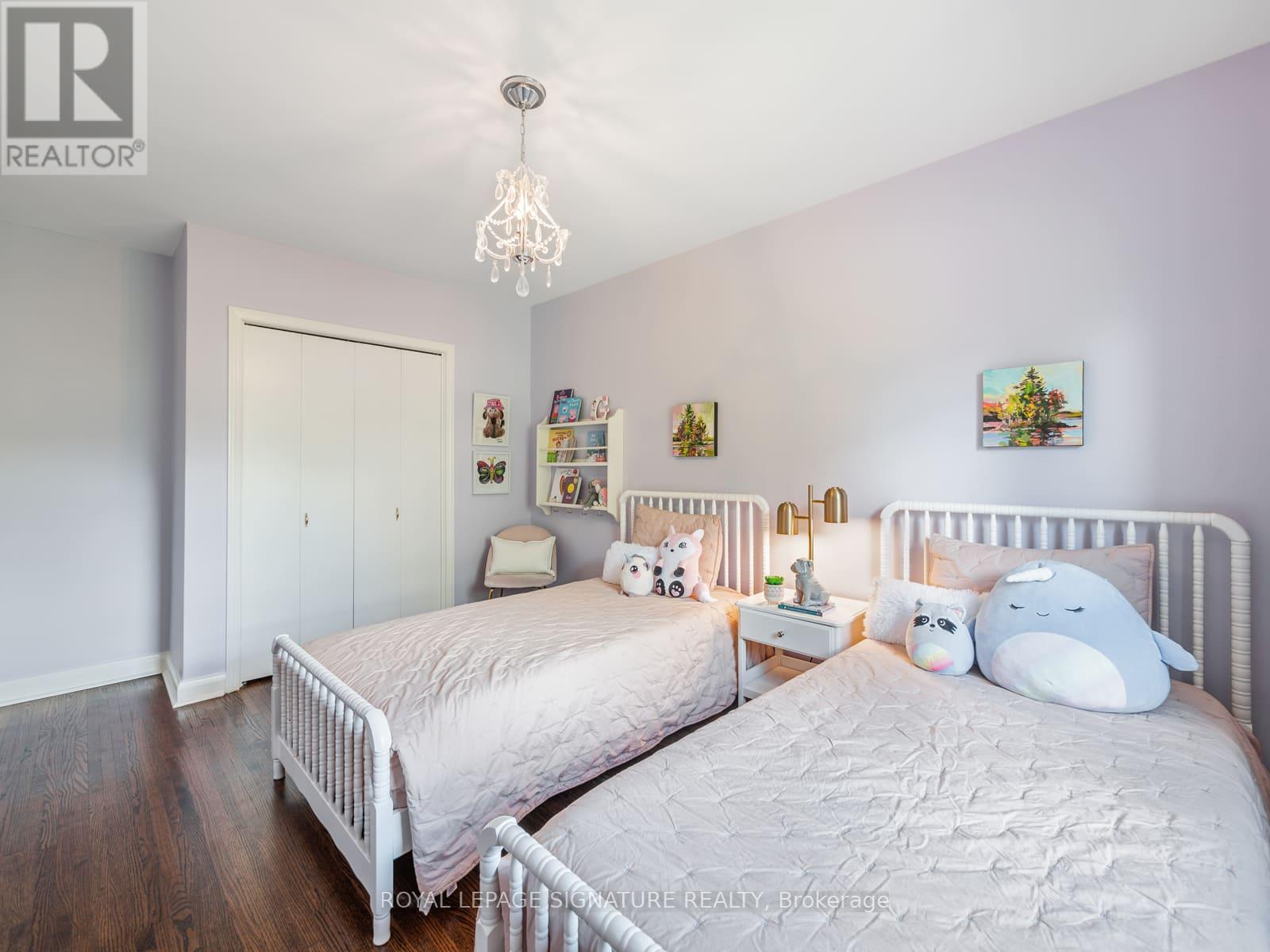 31 Brookview Drive, Toronto, Ontario  M6A 2K4 - Photo 28 - C13594858
