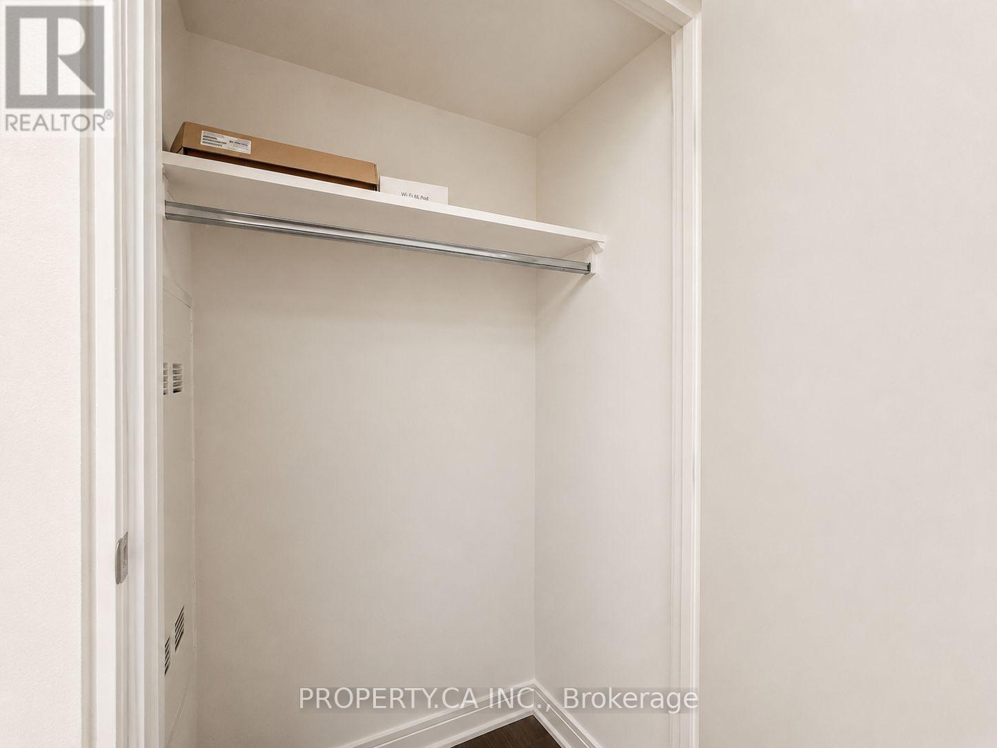 708 - 255 Village Green Square, Toronto, Ontario  M1S 0L7 - Photo 12 - E13594836
