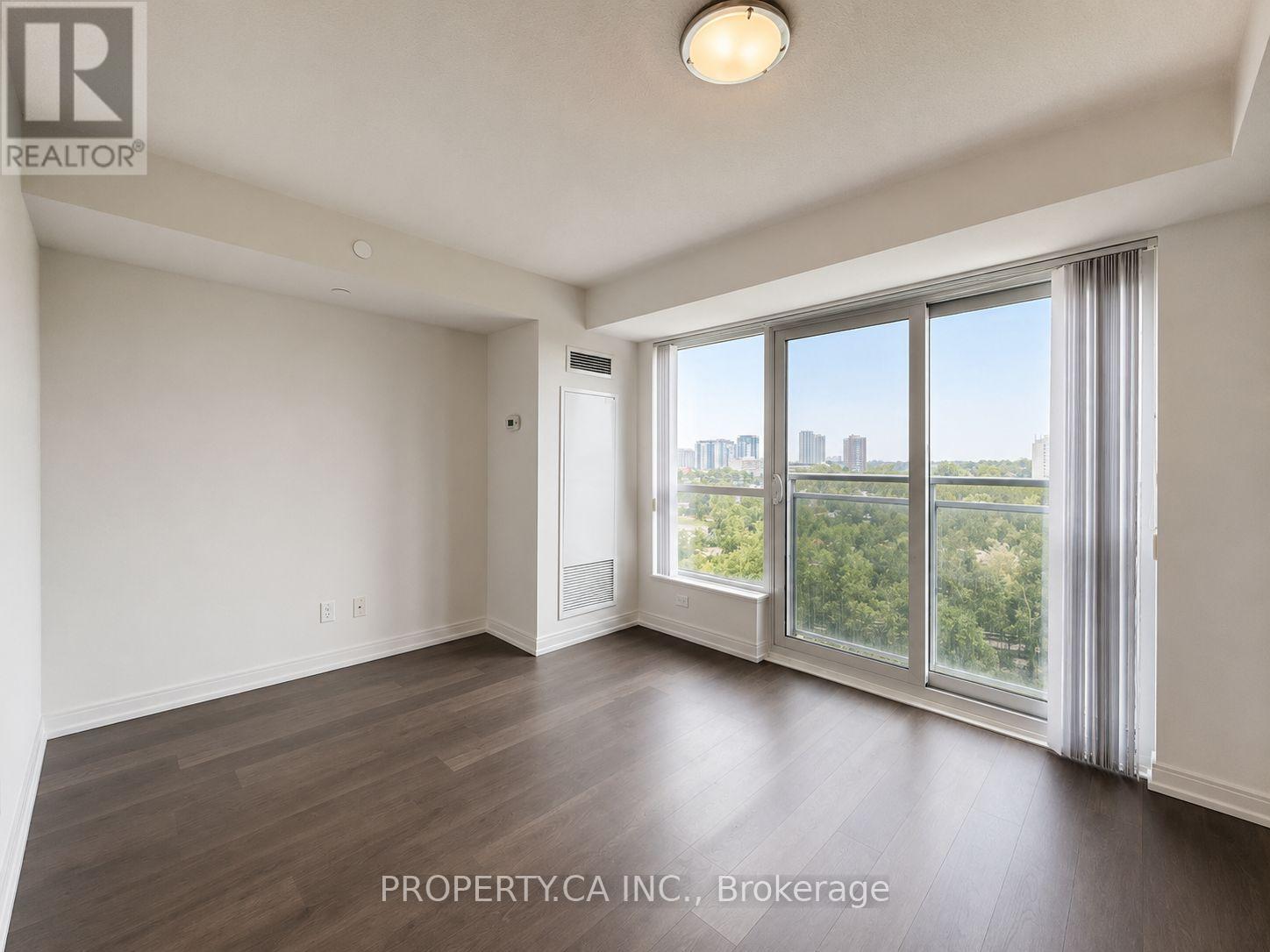 708 - 255 Village Green Square, Toronto, Ontario  M1S 0L7 - Photo 3 - E13594836