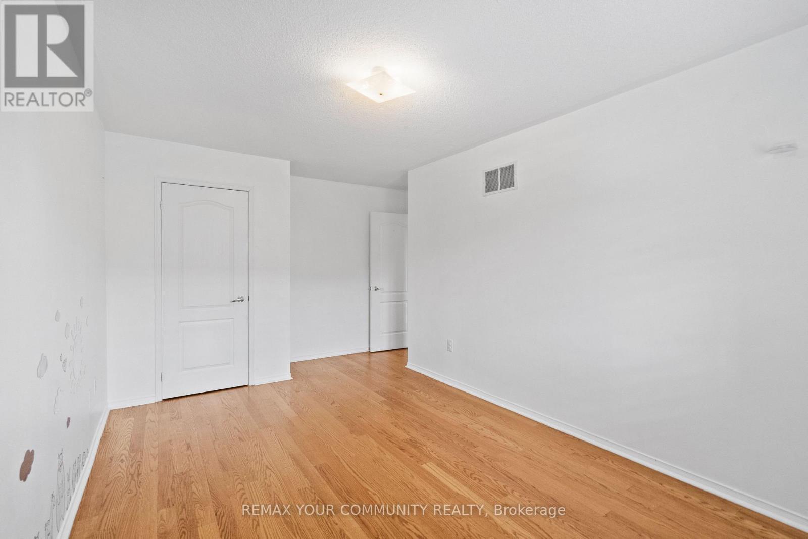 18 Telstar Way, Whitby, Ontario  L1M 0G2 - Photo 26 - E13594944