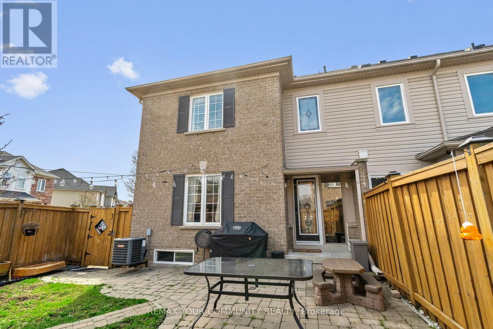 18 Telstar Way, Whitby, Ontario  L1M 0G2 - Photo 41 - E13594944