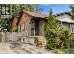 90 HALIFAX Drive, Kitchener, Ontario