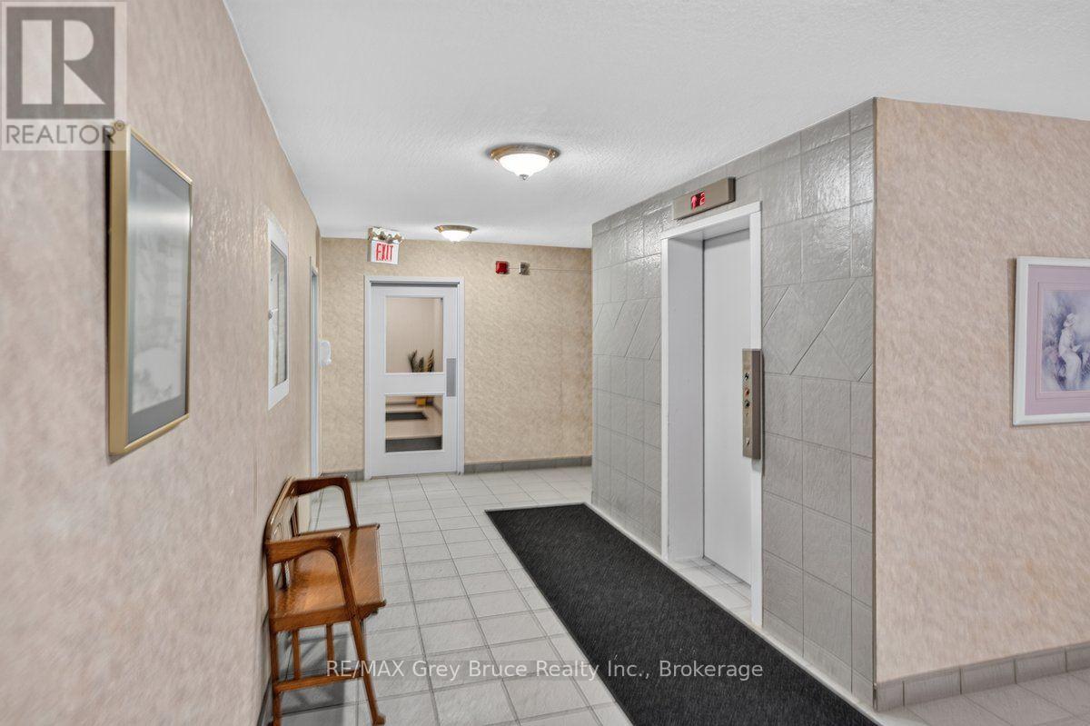 208 - 860 9th Street E, Owen Sound, Ontario  N4K 1R2 - Photo 5 - X13594912