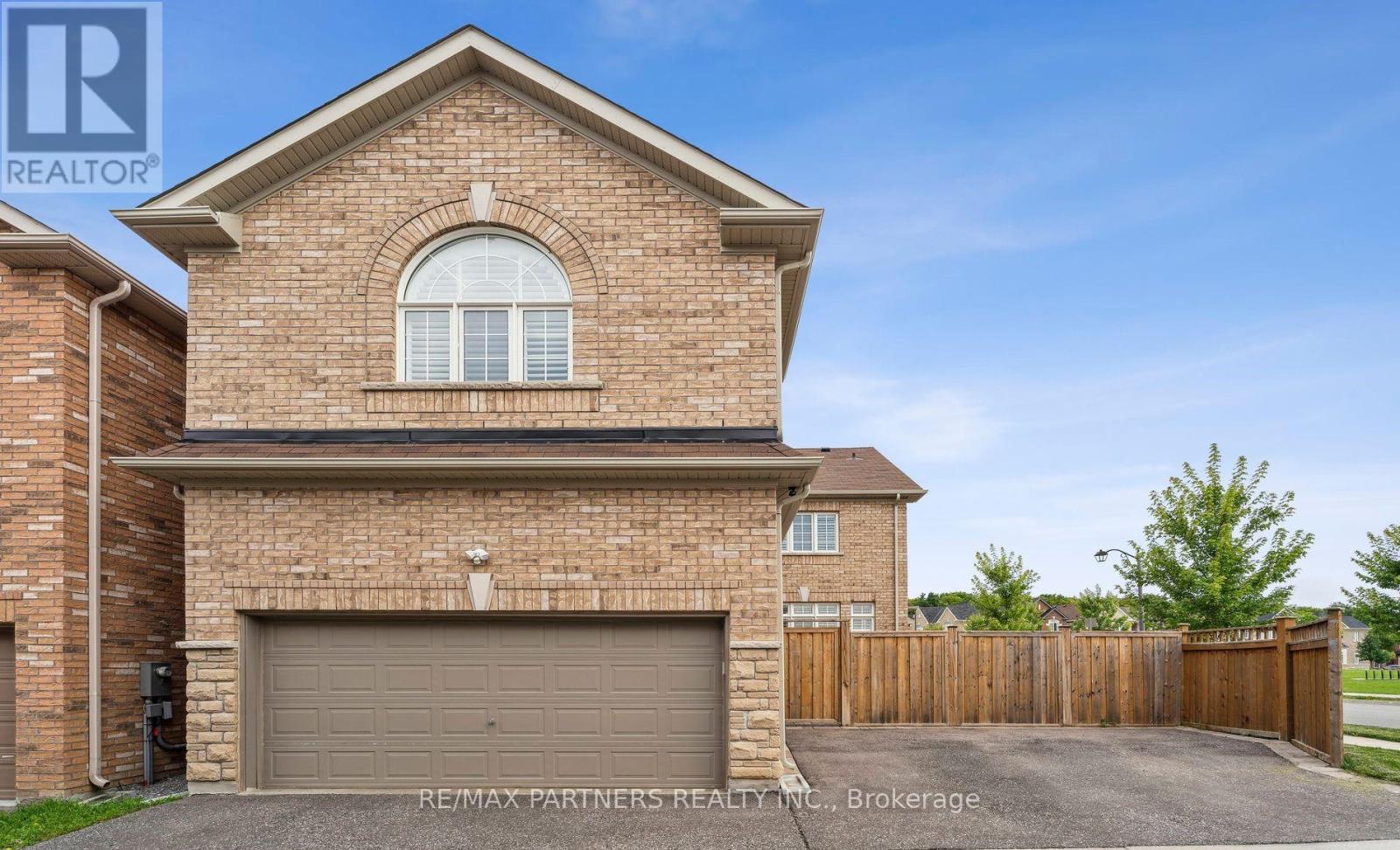 2 Portia Street, Markham, Ontario  L6B 0Z4 - Photo 2 - N13594802