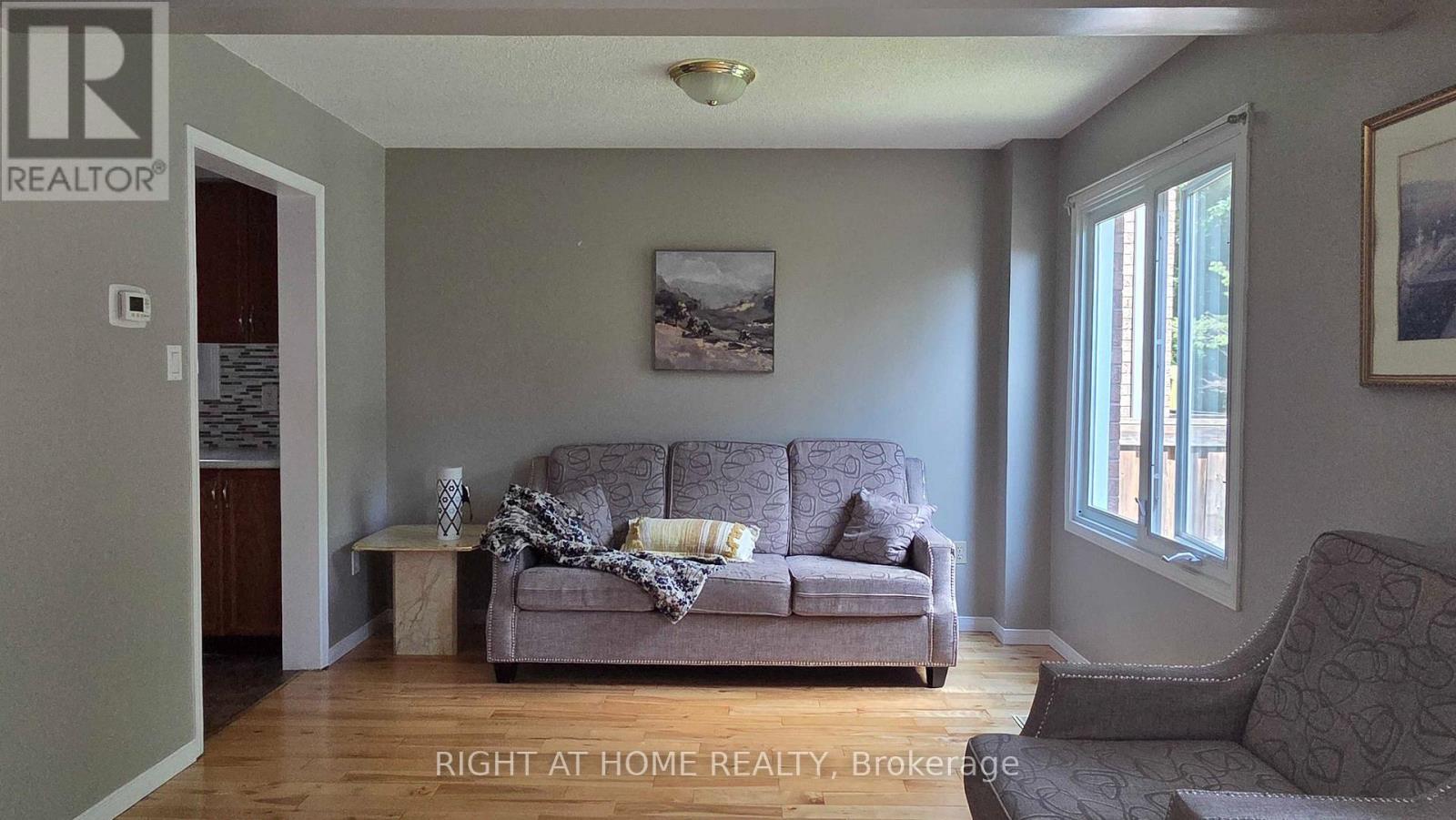 129 Heydon Avenue, New Tecumseth, Ontario  L9R 1N6 - Photo 7 - N13594806