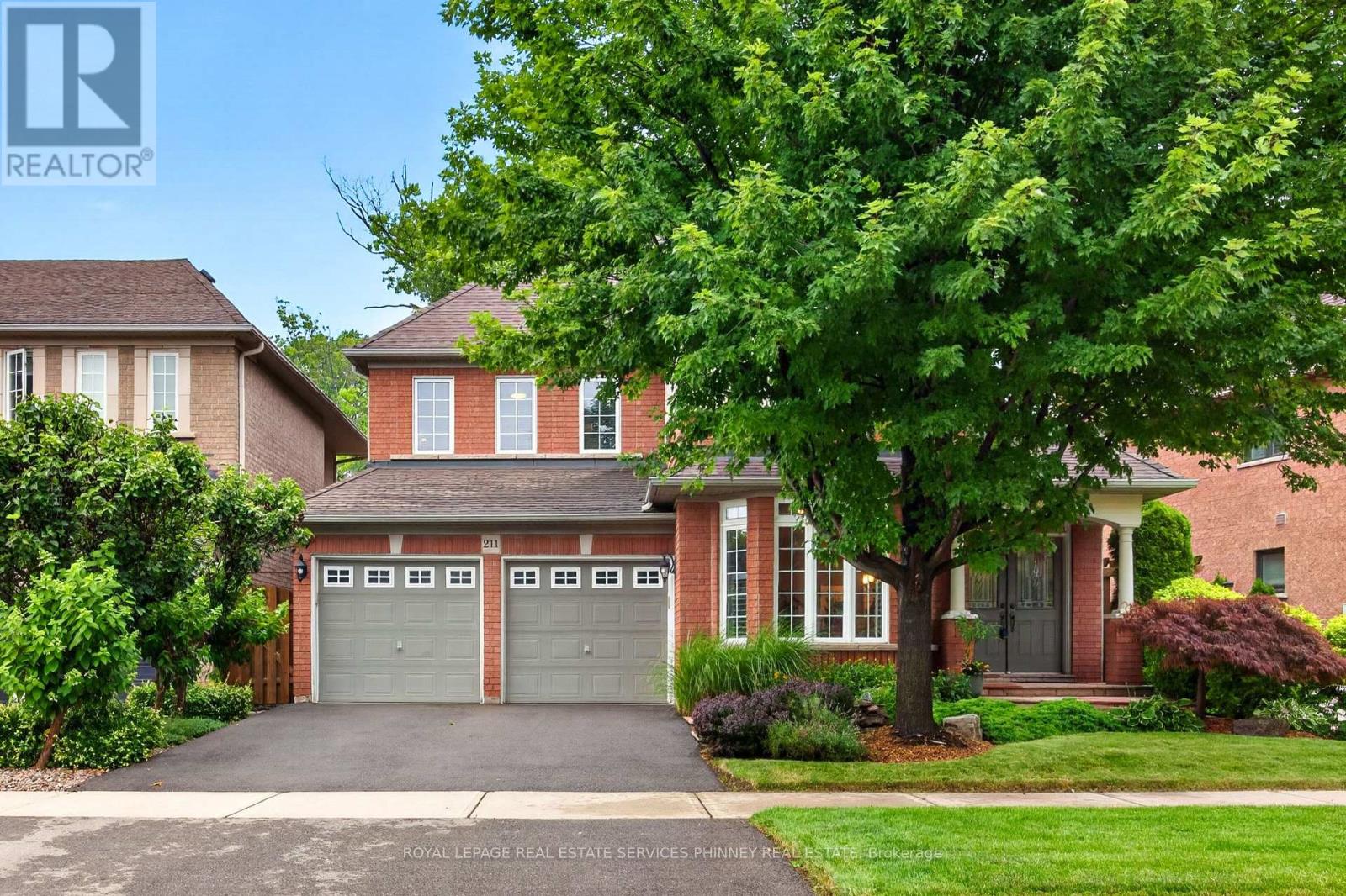 211 CREEK PATH AVENUE, Oakville, Ontario
