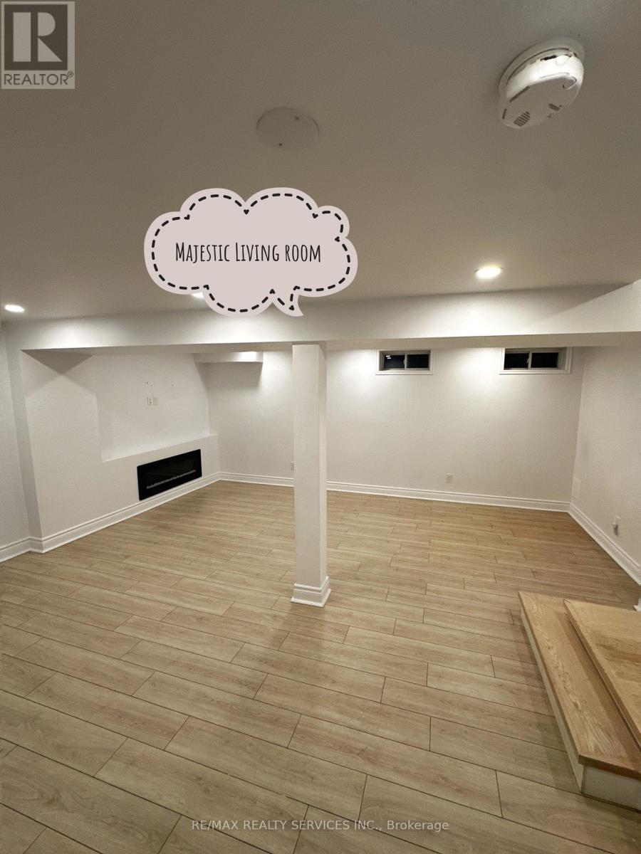 4857 Verdi Street, Burlington, Ontario  L7M 0H4 - Photo 17 - W13594870