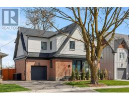 25 DELMA DRIVE, Toronto, Ontario