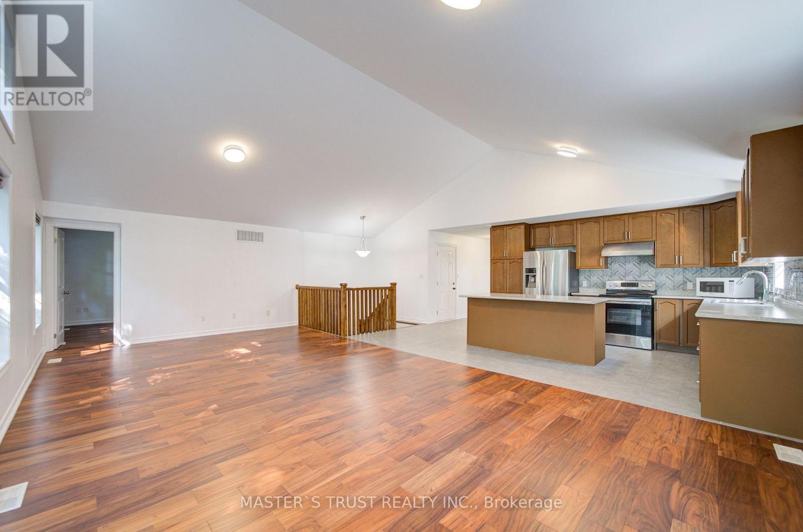 569 Grange Way, Peterborough, Ontario  N1E 7C9 - Photo 9 - X13594952