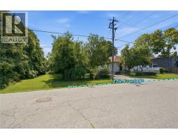 188 TROY Street, mississauga, Ontario